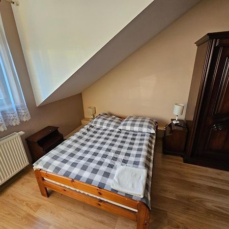 Zlota Roza Hotel Sedziszow Bagian luar foto