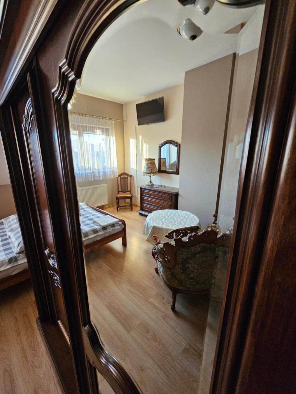 Zlota Roza Hotel Sedziszow Bagian luar foto